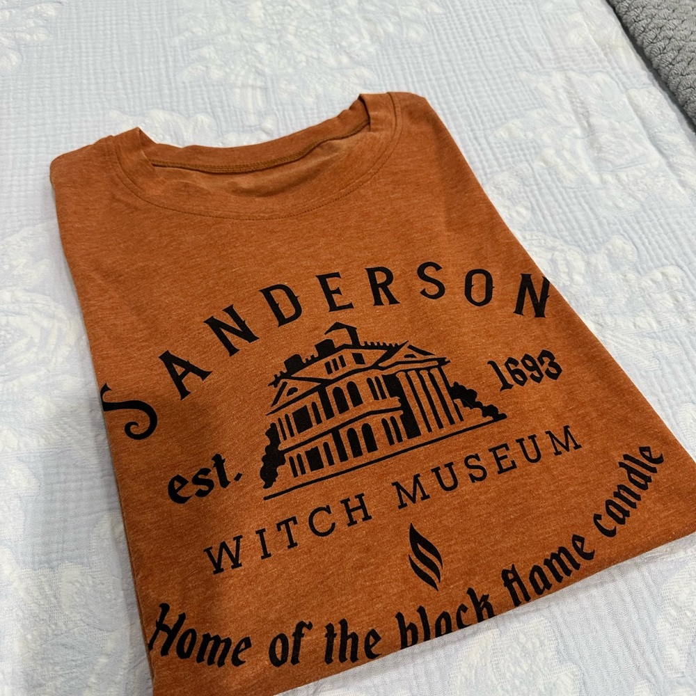 Sanderson Witch Museum Graphic Tee